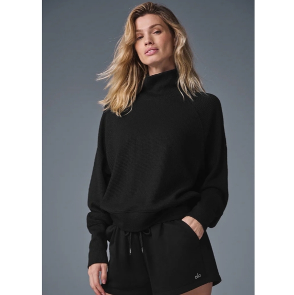 ALO Yoga Waffle Weekend Escape Mock Neck Long Sleeve Black Sweatshirt Top - Picture 4 of 11